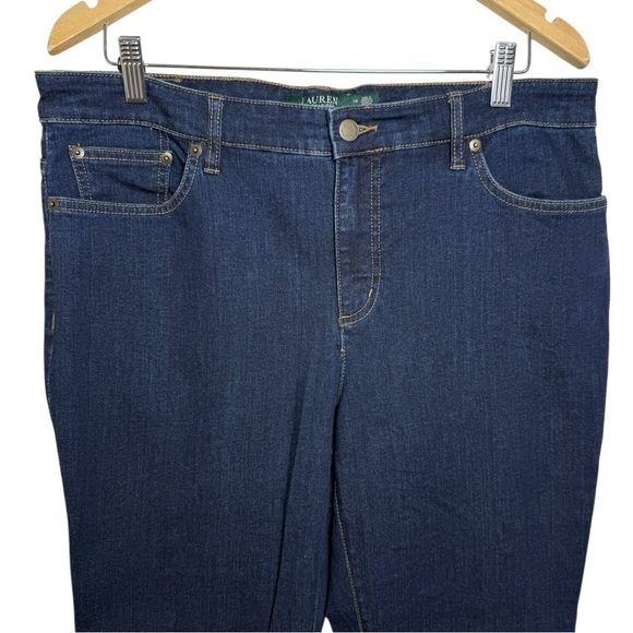 Ralph Lauren Modern Straight Curvy Jeans Size 14 Dark Wash - Picture 3 of 10